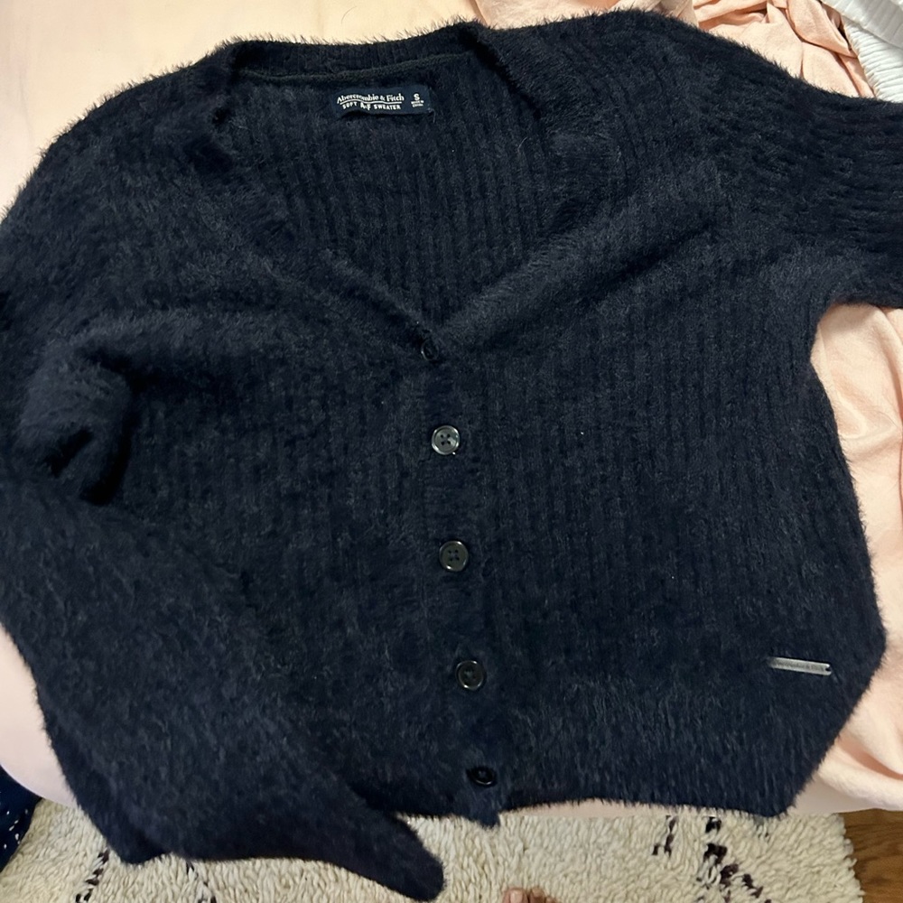Abercrombie and fitch sweater